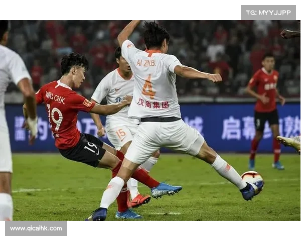 2:0力克深圳佳兆业,武汉卓尔喜迎队史首个连胜 2:0力克深圳佳兆业,武汉卓尔喜迎队史首个连胜